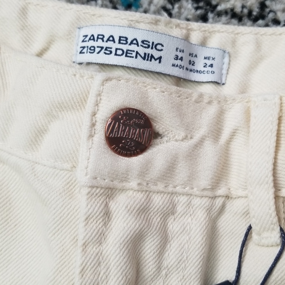 Zara shorts - Picture 3 of 5